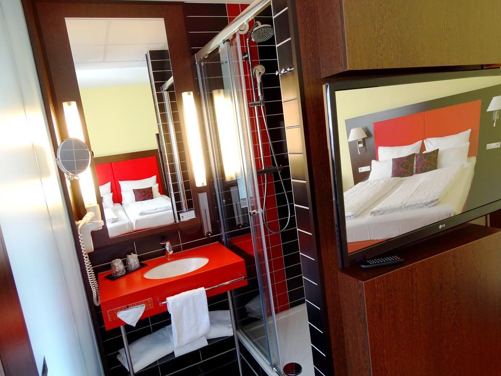 Best Western Plus Amedia Art Salzburg Ruang foto