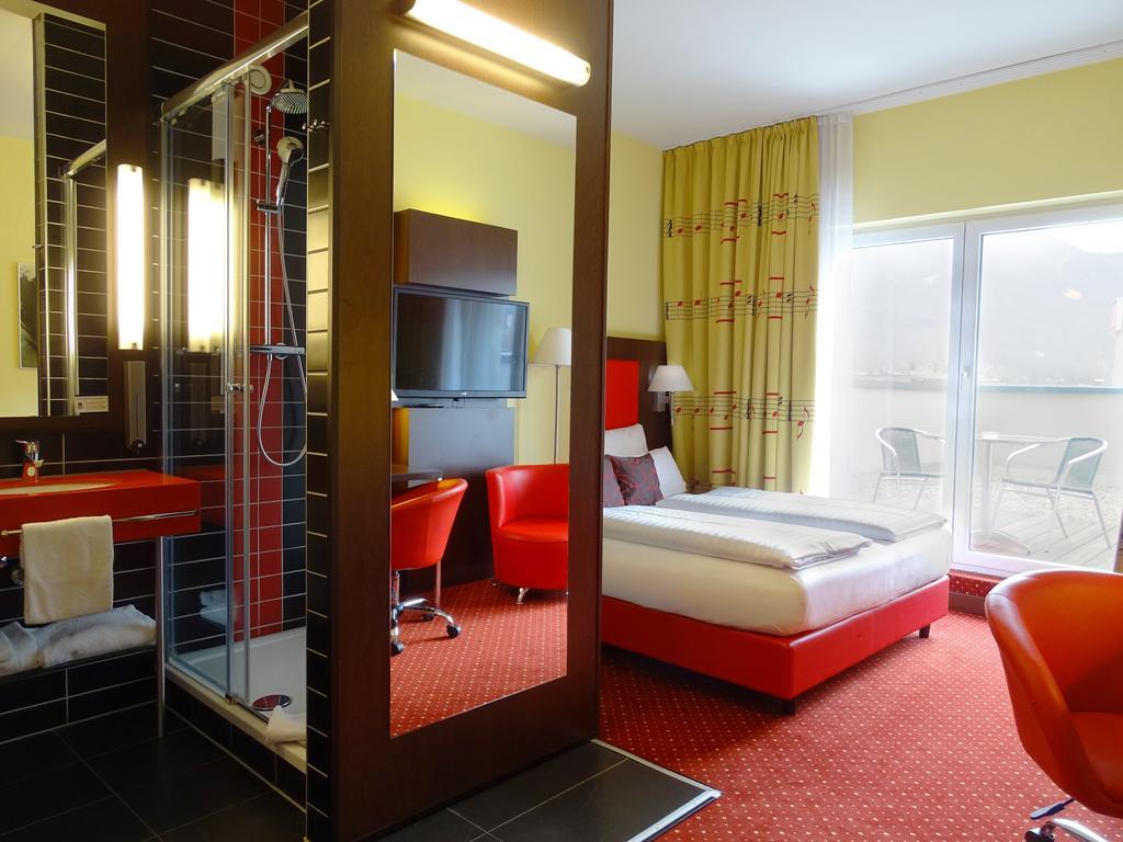 Best Western Plus Amedia Art Salzburg Ruang foto